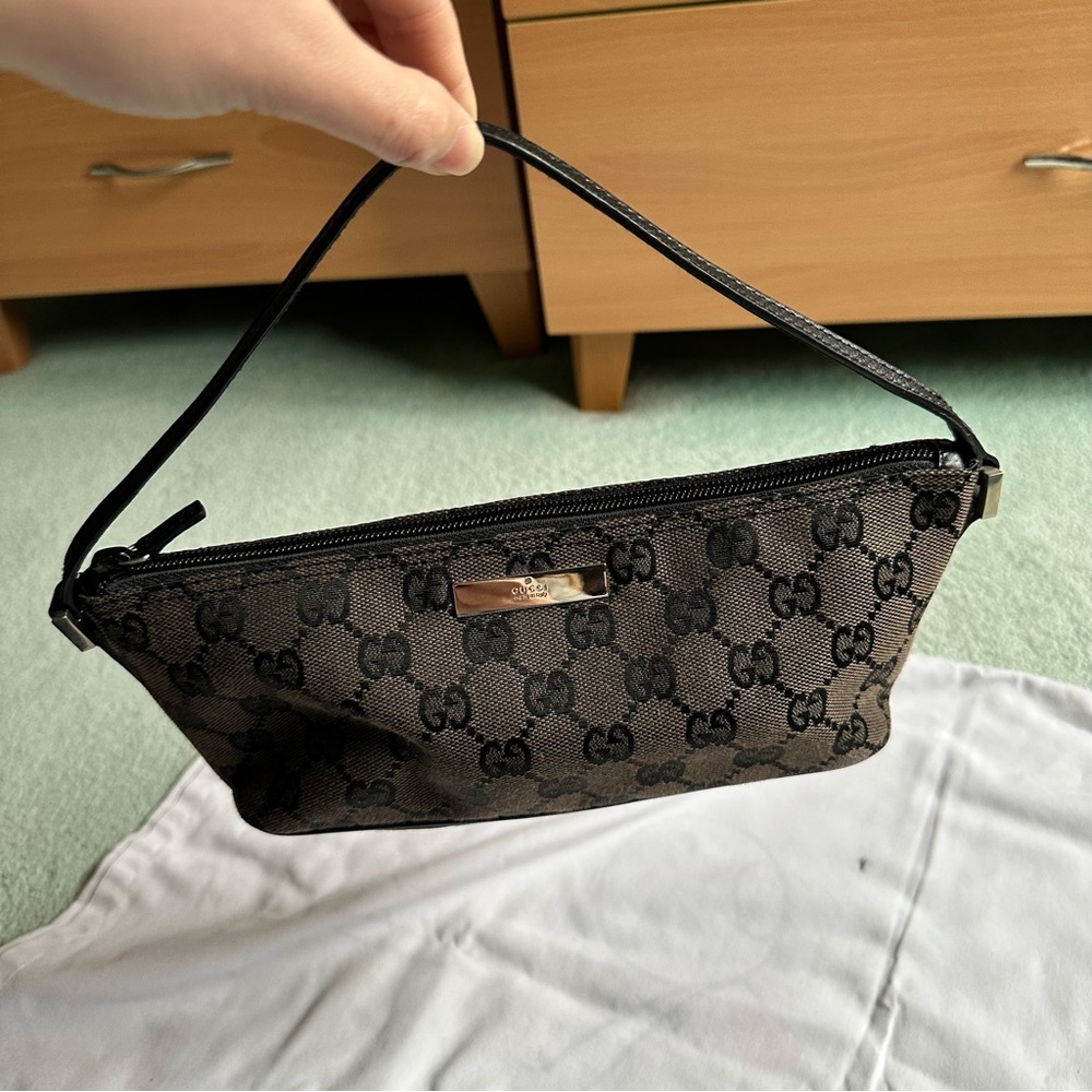 Vintage Gucci canvas shoulder bag pochette